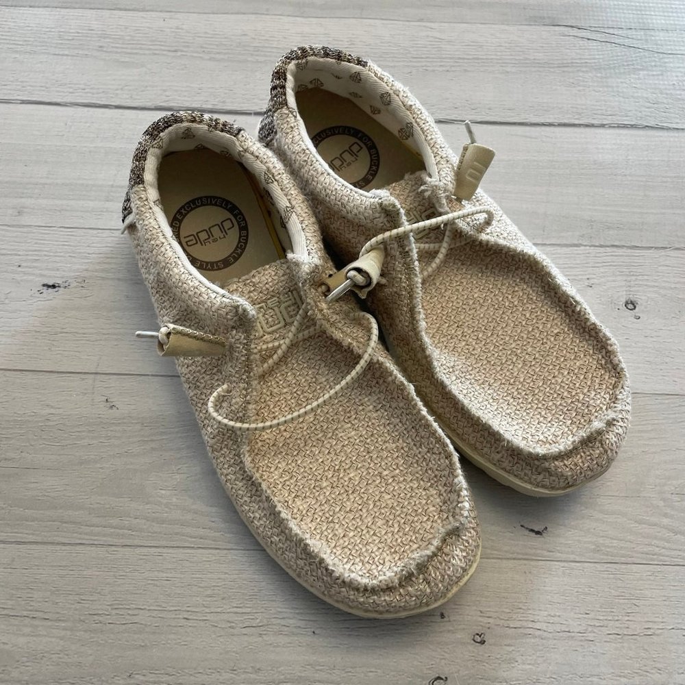 Hey Dude Women’s Wally woven Cream Taupe shoes size 5